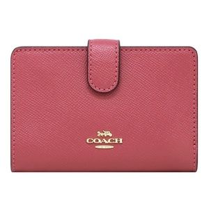 COACH NWT Medium Corner Zip Wallet,Rouge